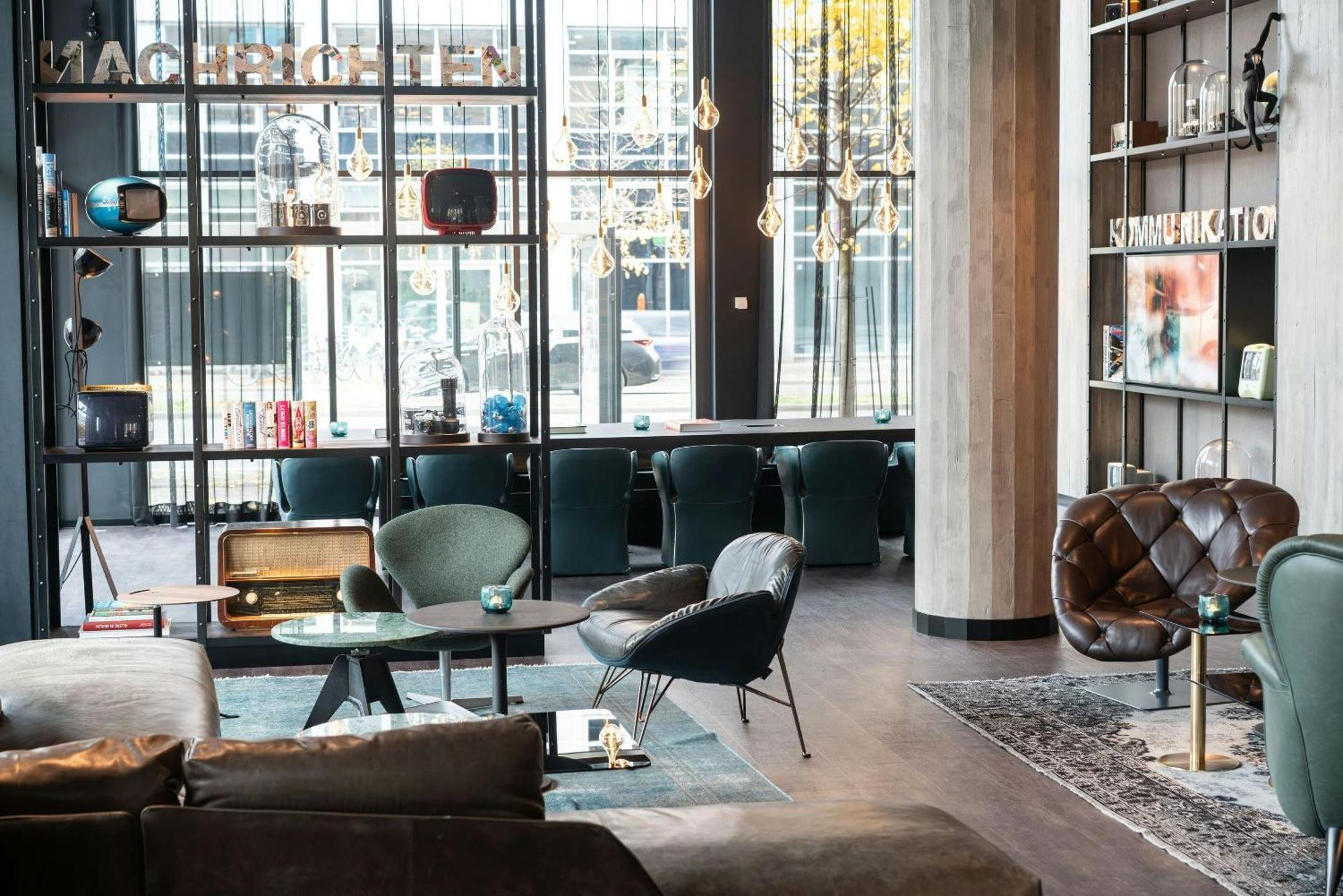 Motel One Berlin-Spittelmarkt — Foto 2